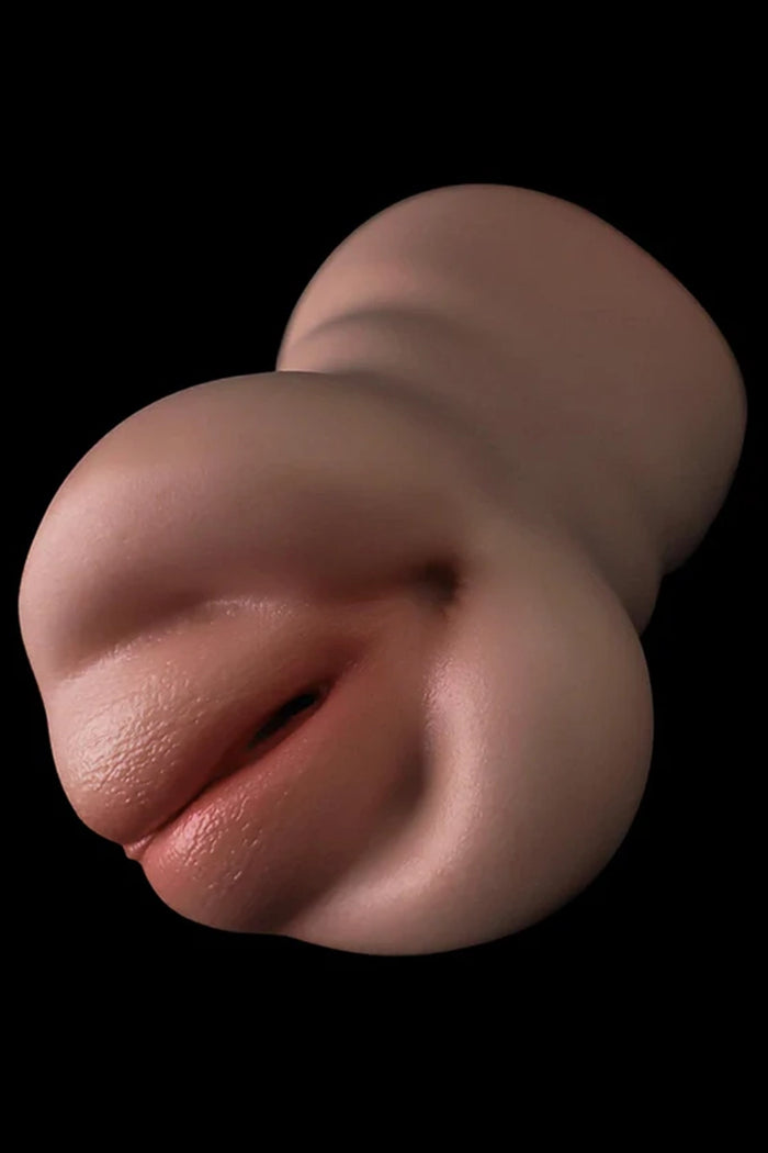 Brandi: 2.73LB Realistic Silicone Vagina