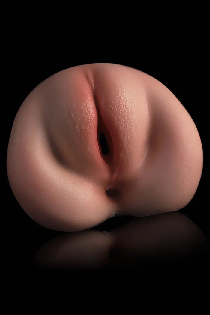 Brandi: 2.73LB Realistic Silicone Vagina
