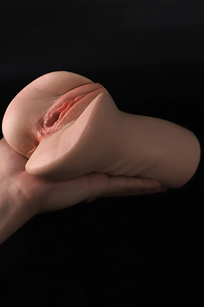 Angela: 1.49LB Super Tight Pocket Pussy