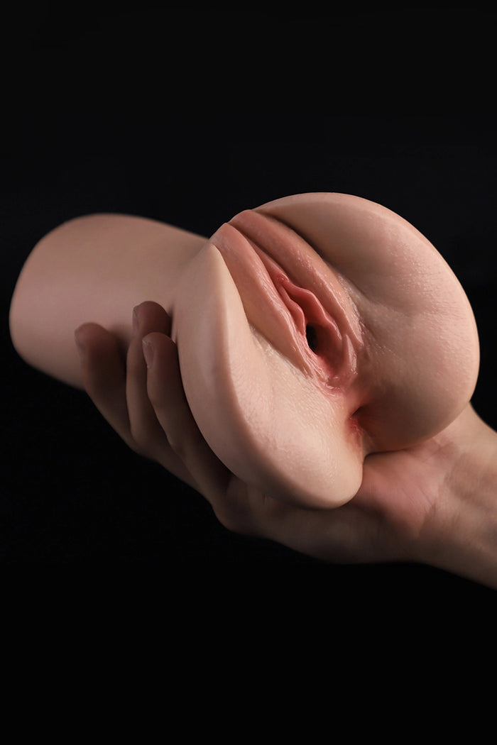 Angela: 1.49LB Super Tight Pocket Pussy